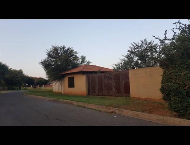 4,193M² VACANT LAND FOR SALE IN VANDERBIJLPARK SE 4